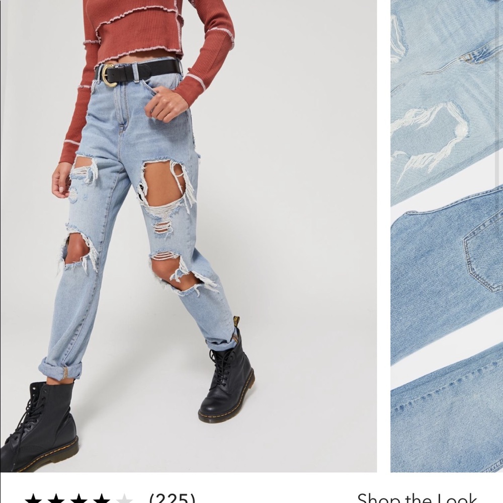 BDG Distressed Mom Jean light wash